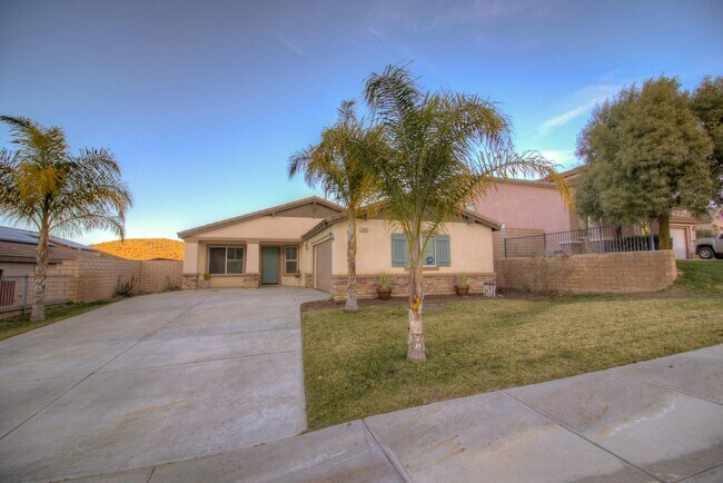 Foto del edificio - 23434 Badger Creek Ln