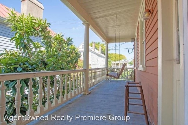 Building Photo - 4 br, 2.5 bath House - 5 Judith Street