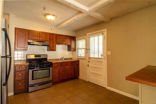 Building Photo - 9807 Lullaby Ln