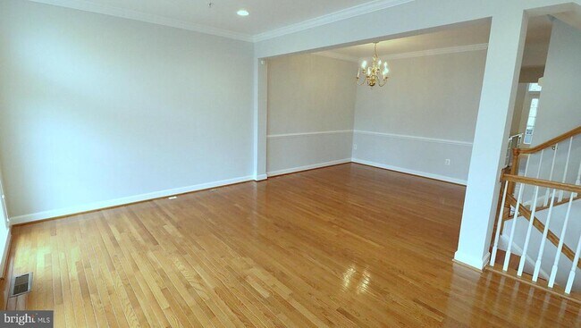 Foto del edificio - 7228 Fair Oak Dr