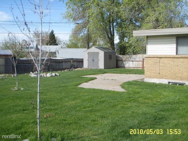 Building Photo - 4861 S 2400 W