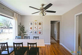 Building Photo - 315 Winburn Ave