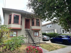 Building Photo - 5862-5864 Beaudry St