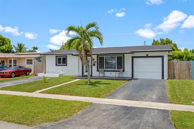 Building Photo - 2485 NW 84th Way