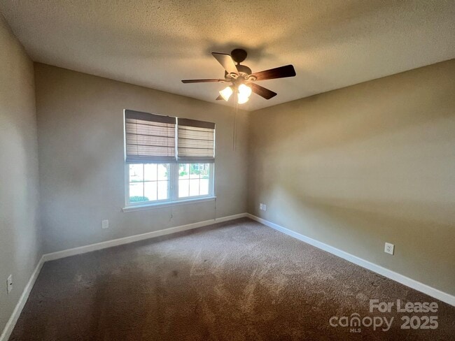 Building Photo - 111 Bevington Way