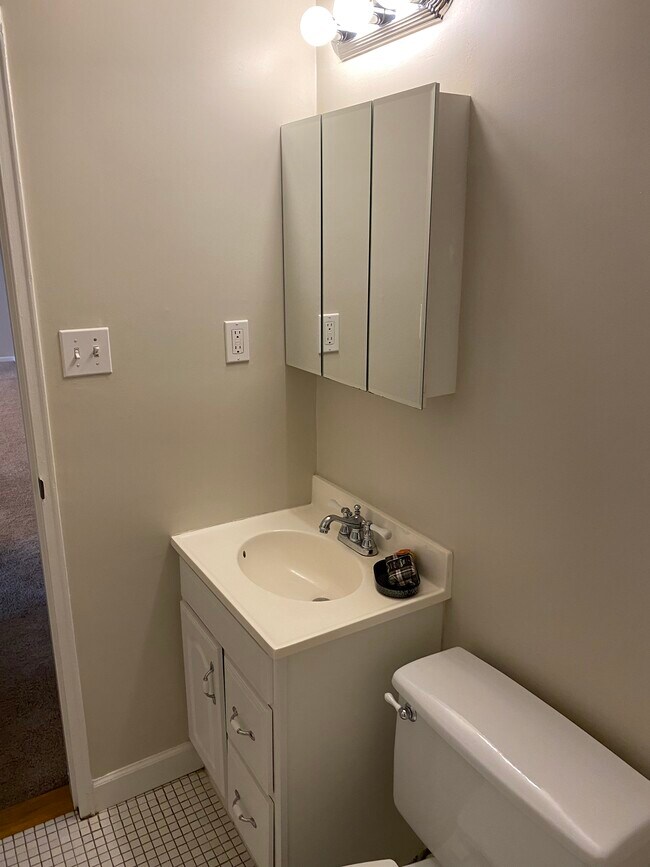 Baño - 34 Navajo Ct