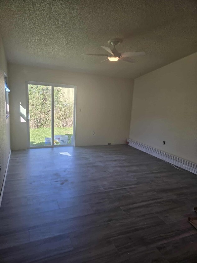 Foto del edificio - 308 Sun Dial Ct