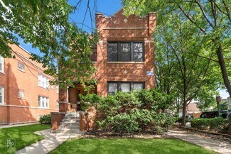 Building Photo - 3752 W Roscoe St