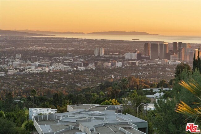 Building Photo - 1740 Carla Ridge