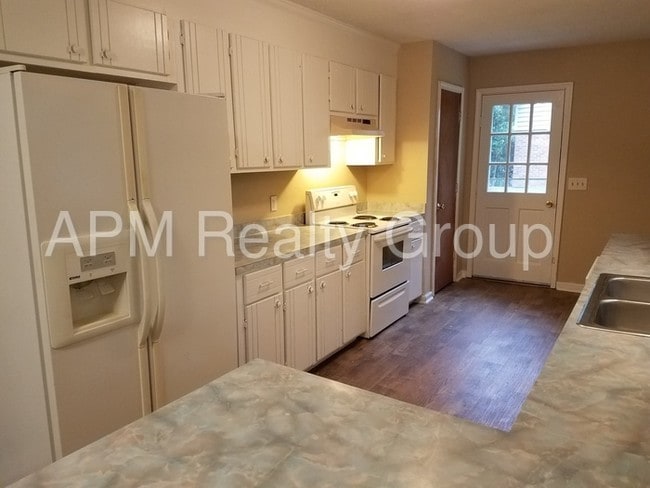 Building Photo - 1117 Corley St