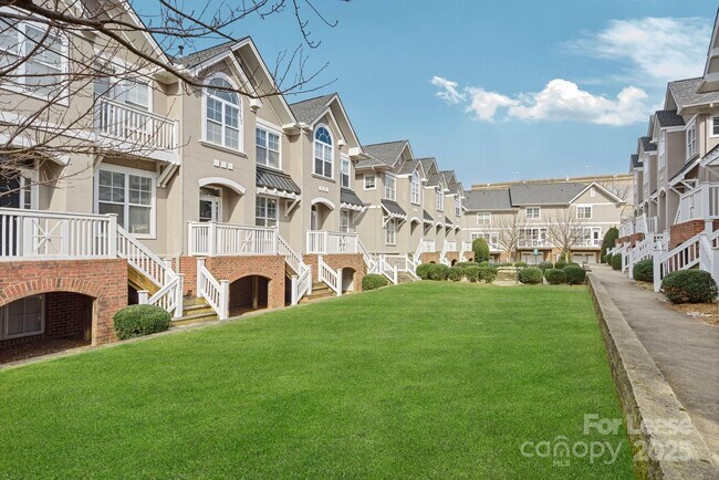 Foto del edificio - 855 Clarkson Mill Ct