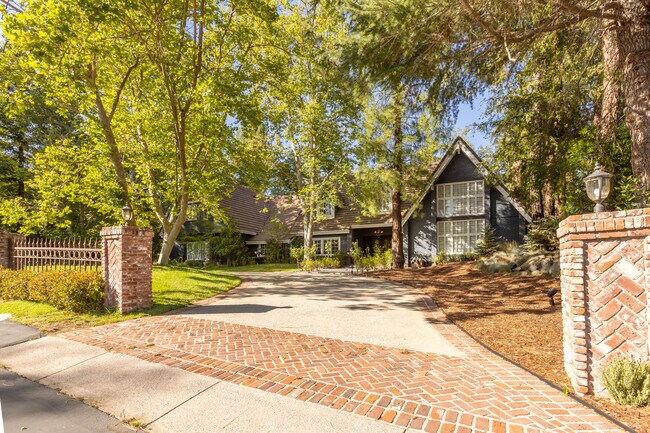 Building Photo - 29155 Old Mill Creek Ln