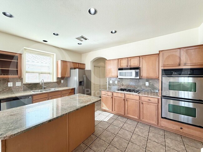 Building Photo - 4805 W Alicia Dr
