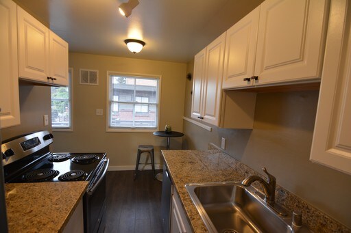 Building Photo - 1536 NW 51st St