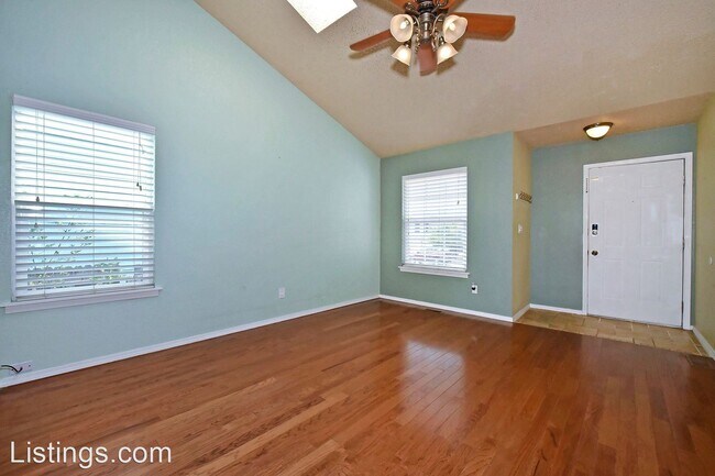 Building Photo - 3 br, 2 bath House - 8225 Candon Dr