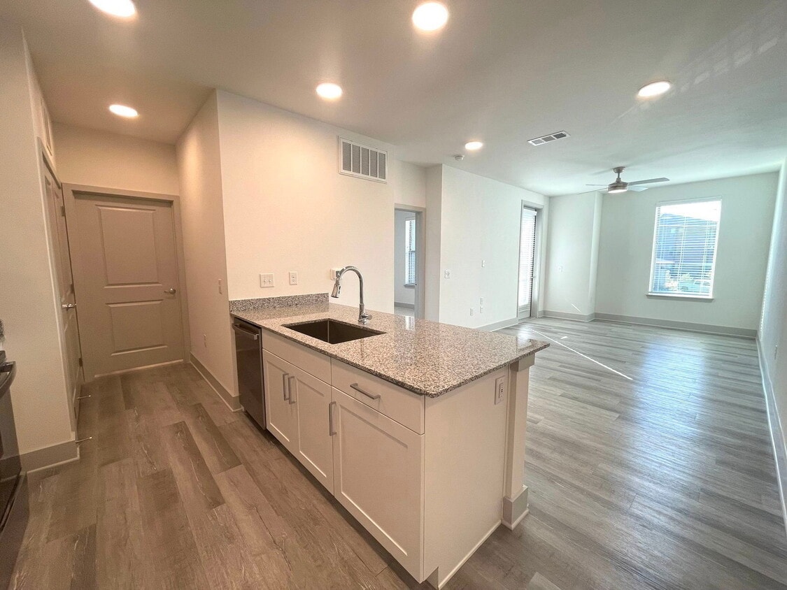 Primary Photo - 8110 Blue Goose Rd