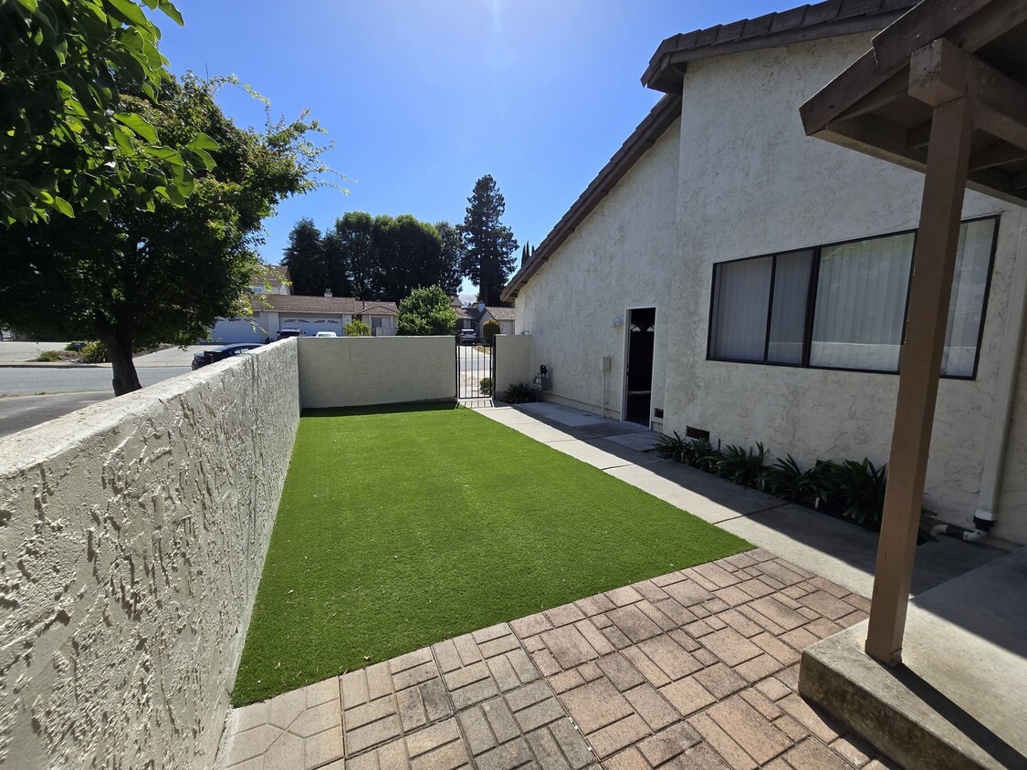 929 Jungfrau Ct, Milpitas, CA 95035 Townhome Rentals in Milpitas CA