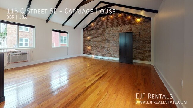 Building Photo - Unique Studio In the Historic District of ...