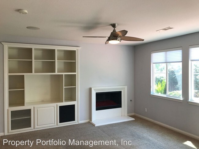 Foto del edificio - 40365 Trenton Ct