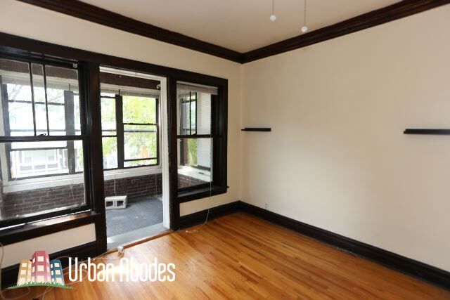 Foto del edificio - 3823 N Drake Ave