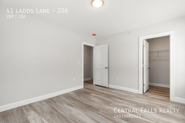 Building Photo - 41 Ladds Ln