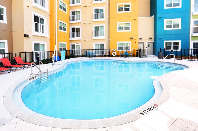Piscina - Tempo at Encore