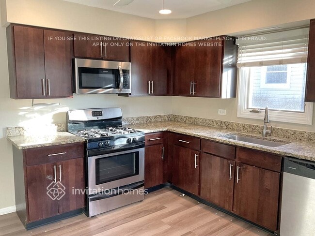 Foto del edificio - 5935 Essex Rd