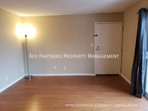 Foto del edificio - 6212 Robinson St