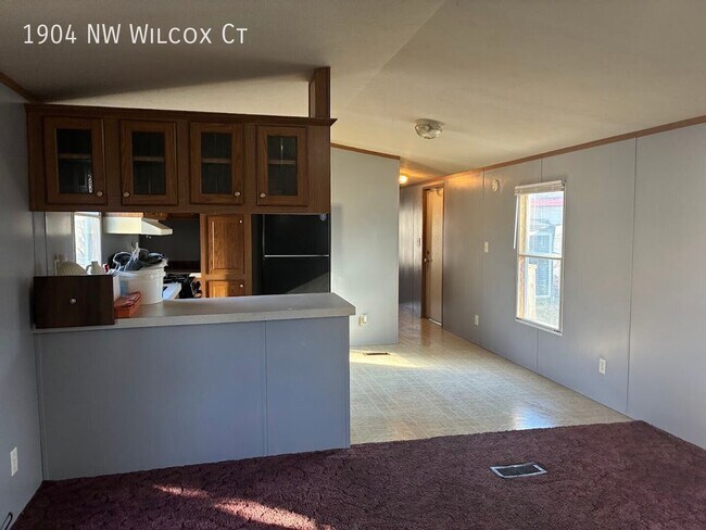 Foto del edificio - 1904 NW Wilcox Ct