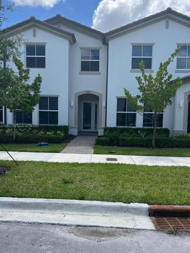 Foto principal - 26413 SW 149th Ave
