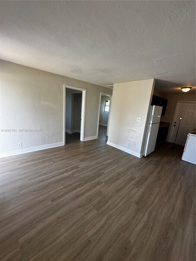 Foto del edificio - 11840 SW 212th St
