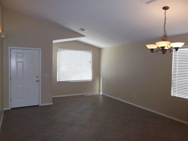 Building Photo - 4661 S Paseo Rio Bravo