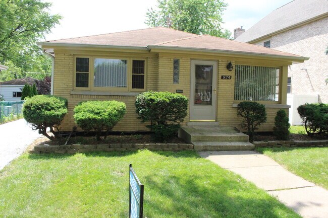 Foto del edificio - 874 Fairfield Ave