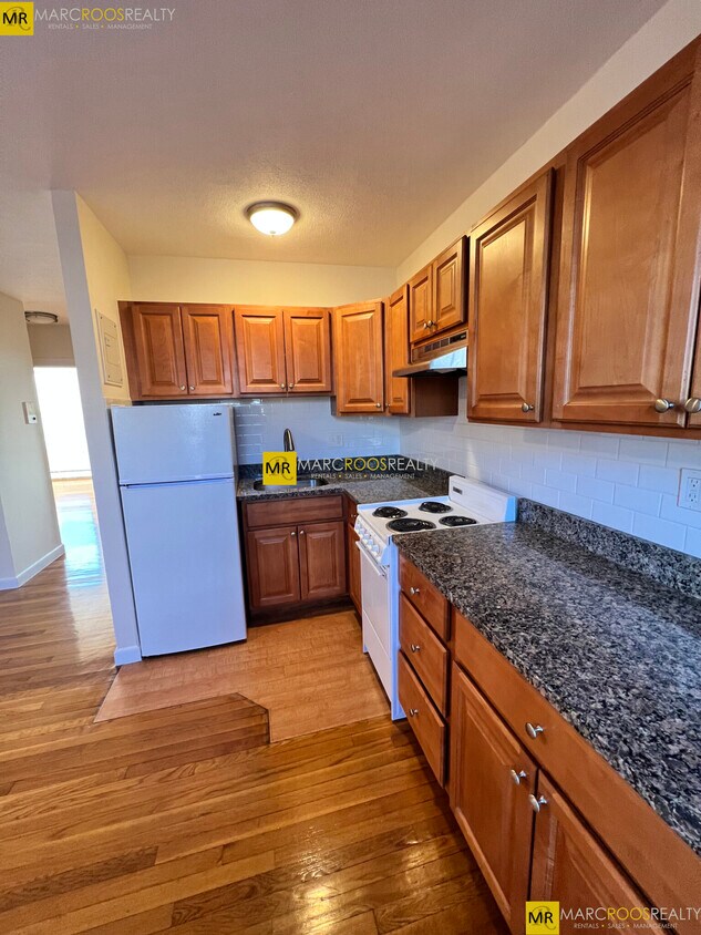 Foto principal - 167 Beacon St
