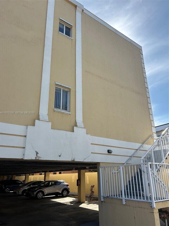 Foto del edificio - 928 SW 3rd St