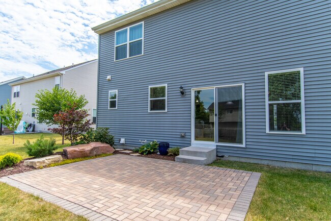 Building Photo - 26107 White Oak Trail