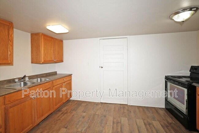 Foto del edificio - 4240 SW 10th Ave