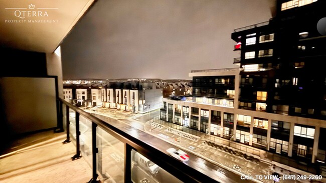 Photo du bâtiment - 405 Dundas St W