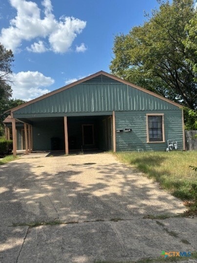 Building Photo - 707 Carrie Ave