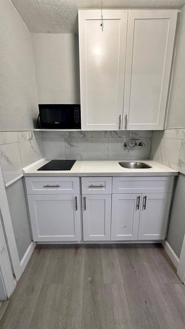 Foto del edificio - 325 N Federal Hwy