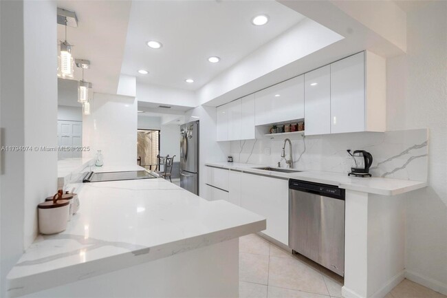 Foto del edificio - 2305 St Andrews Rd