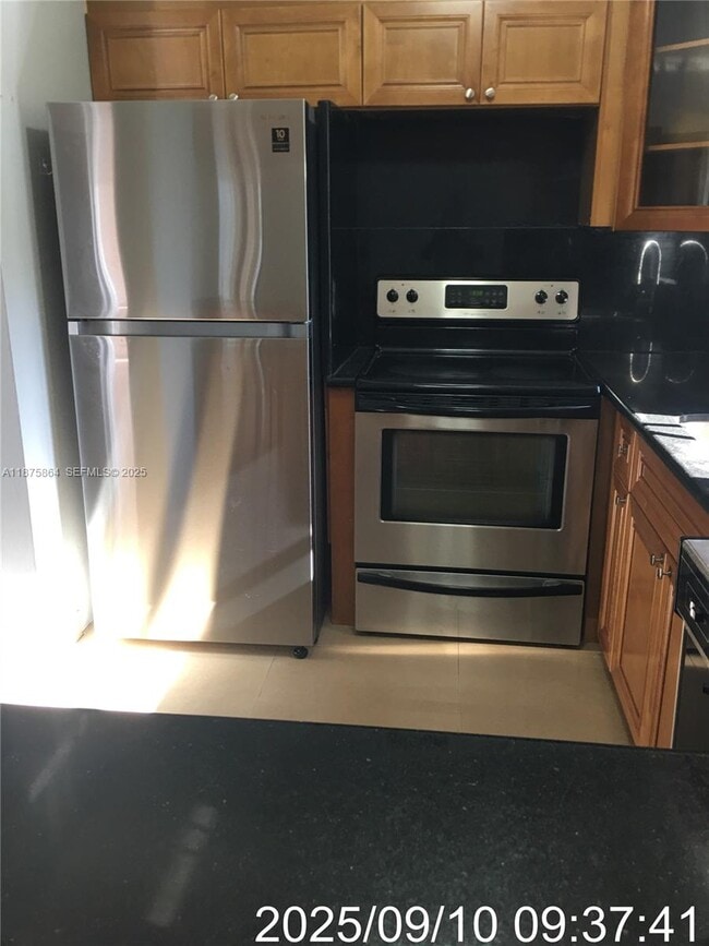 Foto del edificio - 5825 W 25th Ct