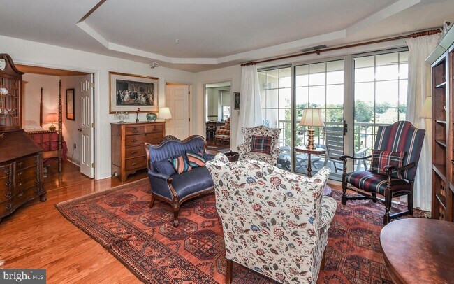 Building Photo - 2217 Windrow Dr