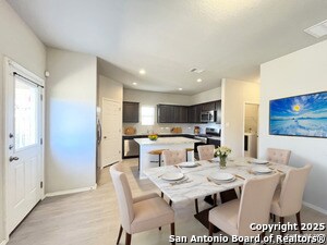 Foto del edificio - 15167 Dione Bnd