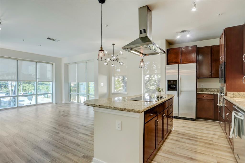 505 Jackson Hill St Unit 104, Houston, TX 77007 Condo for Rent in