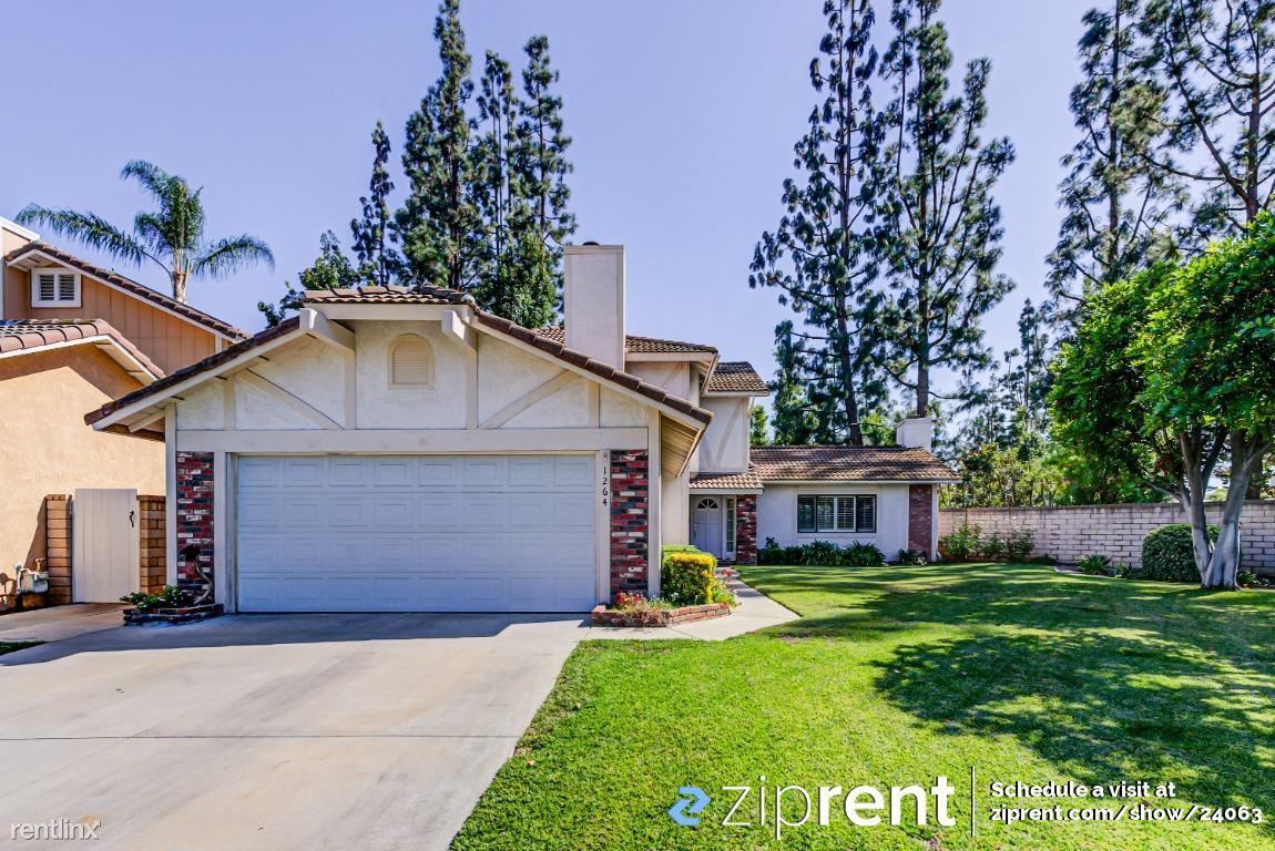Foto principal - 4 br, 3 bath House - 1264 Dunham Ln, Place...