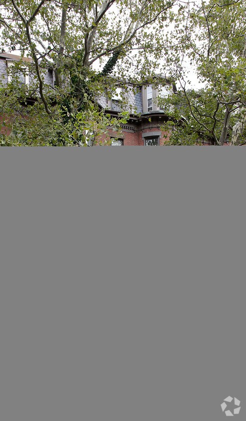 Foto principal - 43 Warren Ave