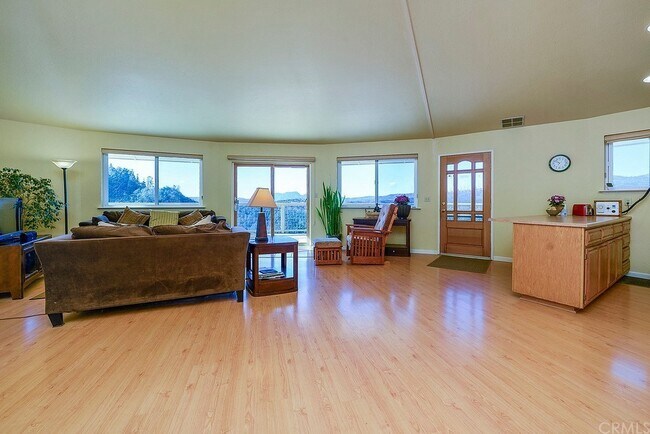 Foto del edificio - 13942 CA-29