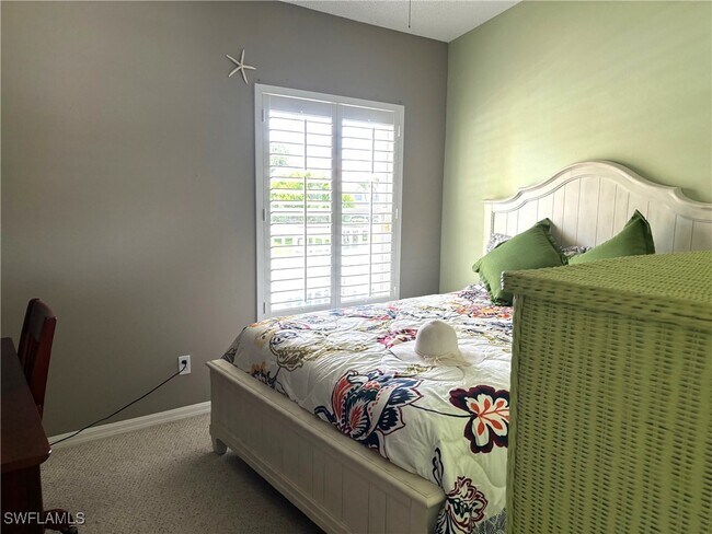 Foto del edificio - 28730 Bermuda Bay Way