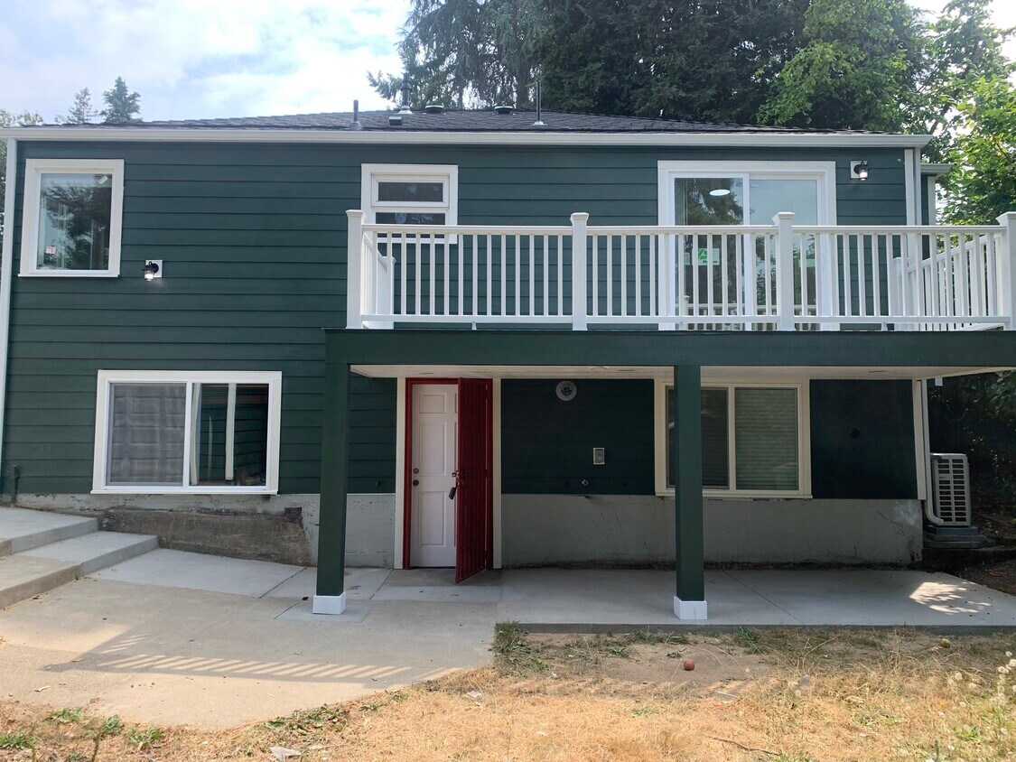 Foto principal - 4646 S Willow St